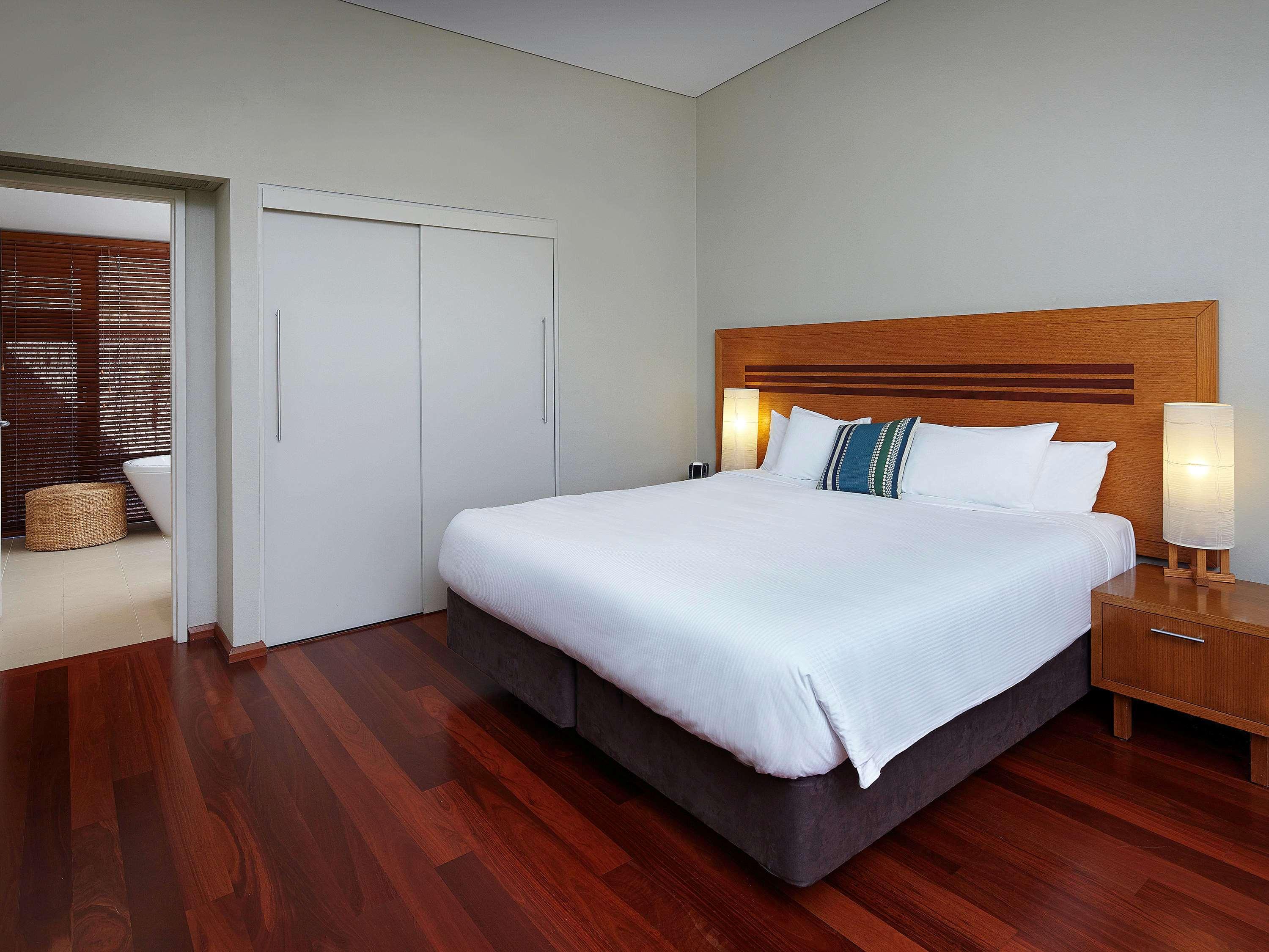 Pullman Bunker Bay Resort Margaret River Dunsborough Buitenkant foto A bedroom at the hotel