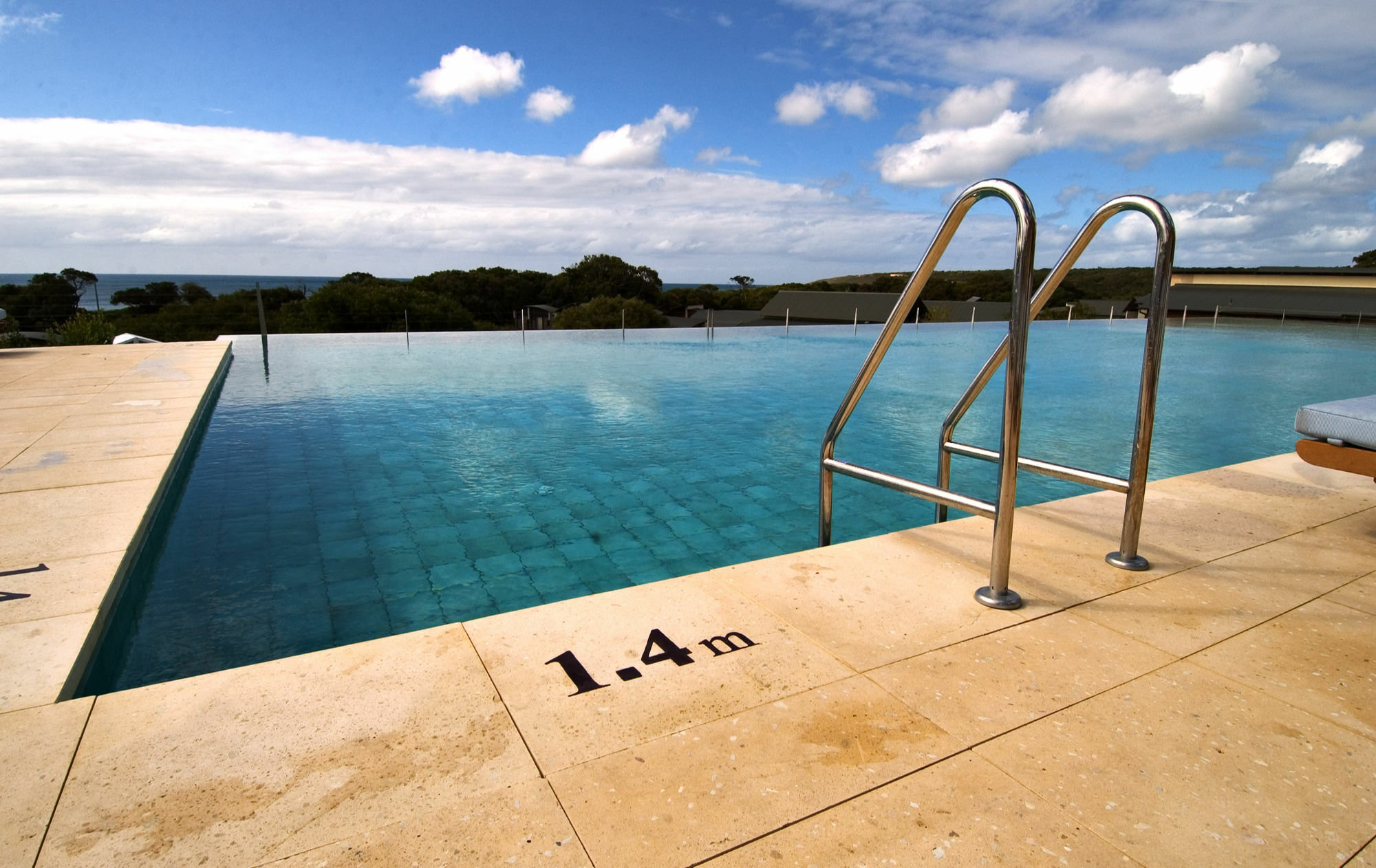 Pullman Bunker Bay Resort Margaret River Dunsborough Buitenkant foto The swimming pool at the hotel
